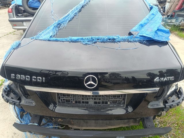 Кришка багажника кузова A2127500275 MERCEDES