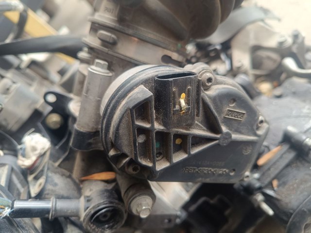 Дросільна заслінка в зборі DS7E9F991AF FORD