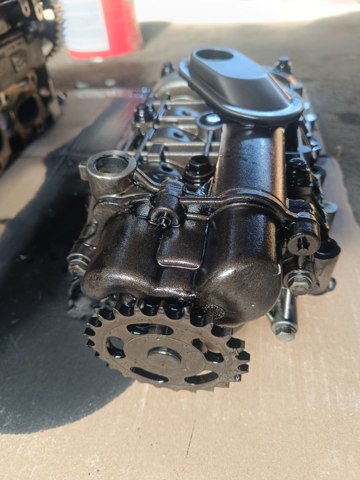 Помпа масляна Land Rover Freelander II