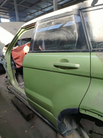 Двері задні, ліві LR028557 LAND ROVER