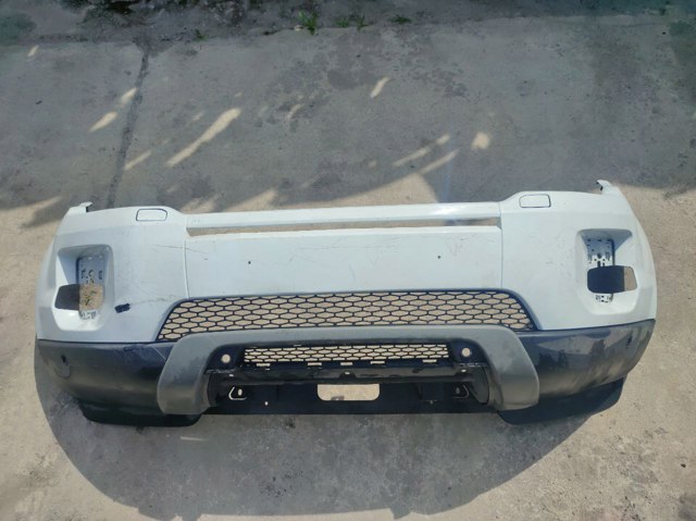 Бампер на авто LR036137 LAND ROVER
