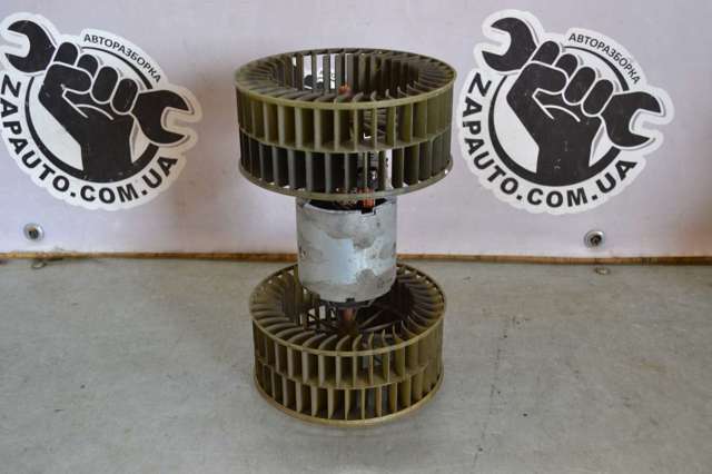 Моторчик пічки 0008308208 MERCEDES
