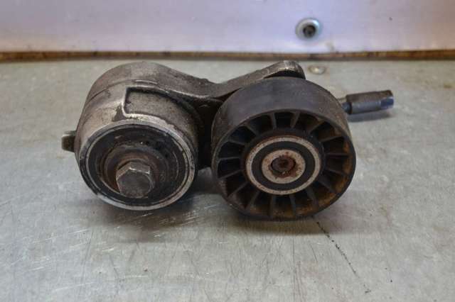 Натяжна планка поліклинового ременя Mercedes S