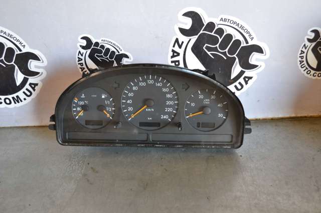 Панель приладів 1635407611 MERCEDES
