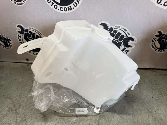 Бачок омивайки 1638690820 MERCEDES