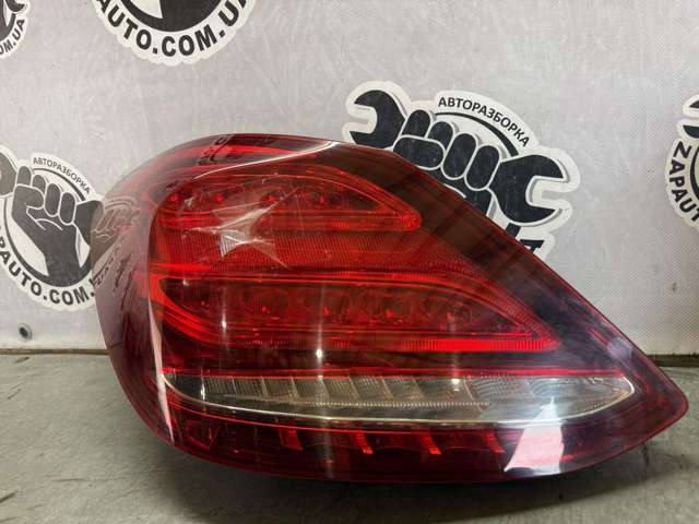 Ліхтар задній лівий 2059061357 MERCEDES