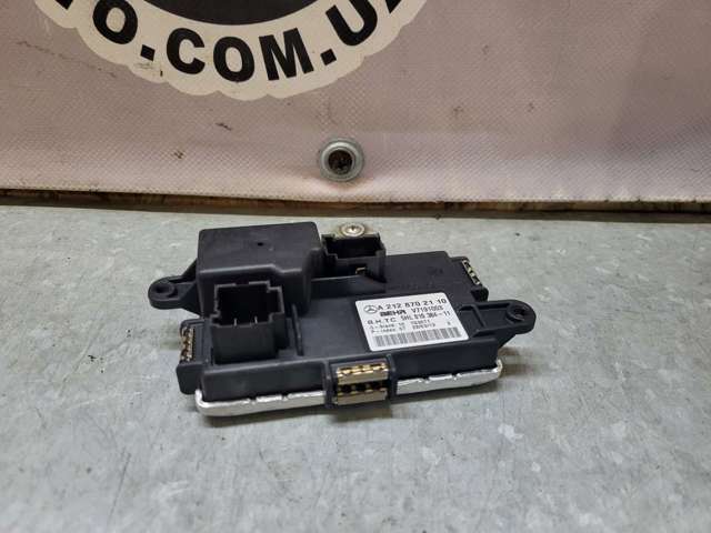 Регулятор оборотів пічки 2128702110 MERCEDES