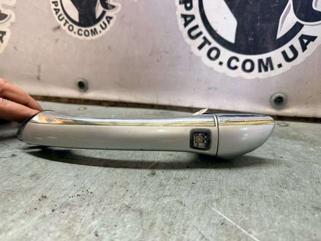 Ручка двері в зборі 2207601170 MERCEDES