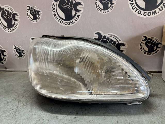 Фара основна права 2208200861 MERCEDES