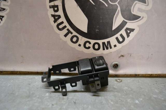 Кнопка коректора фар 251905X00A NISSAN
