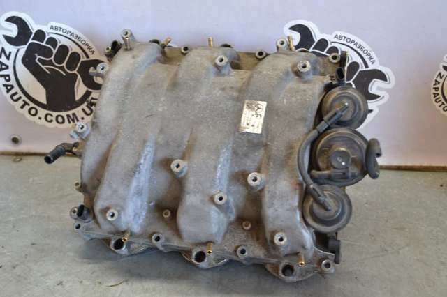 Колектор впускний 2721402401 MERCEDES