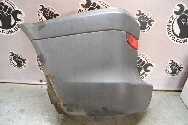 Ікло заднього бампера ліве 6398801271 MERCEDES