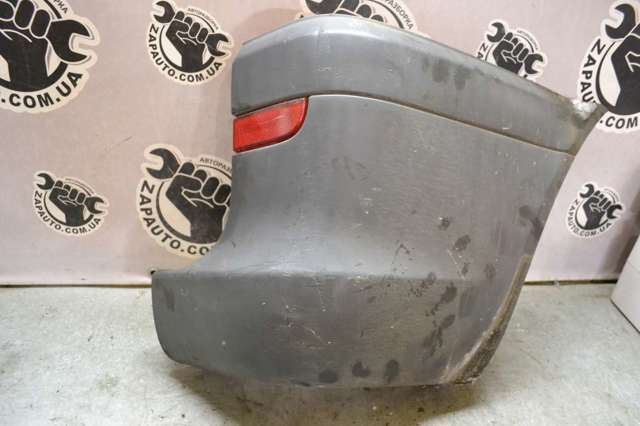 Ікло заднього бампера праве 6398801371 MERCEDES