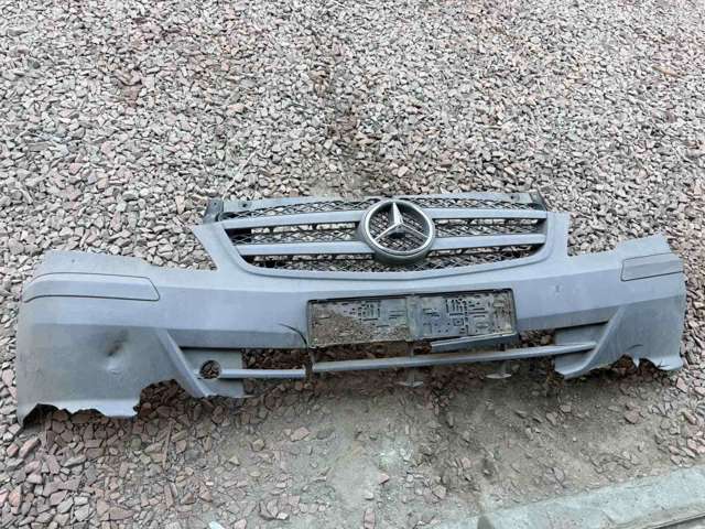 Кожух бампера переднього 6398806970 MERCEDES