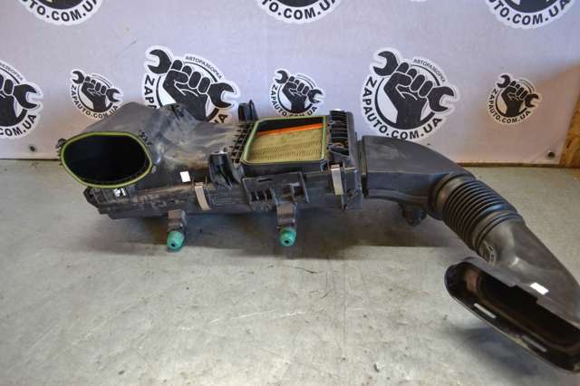 Коробка фільтра Mercedes E