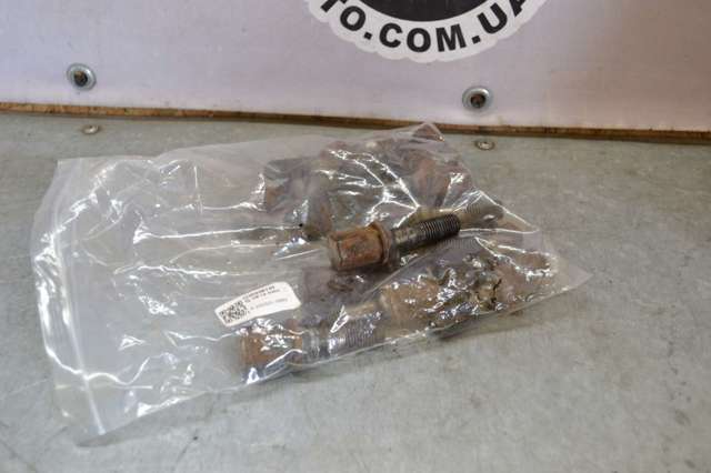 Болти до колеса A1244000770 MERCEDES