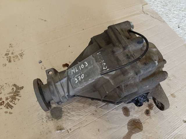 Редуктор колісний моста заднього A1633500414 MERCEDES