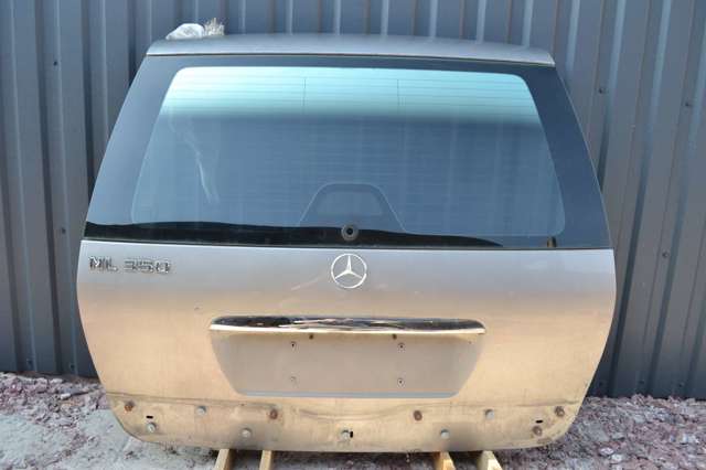 Задні двері багажника A1637401105 MERCEDES