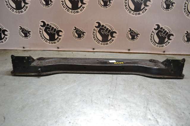 Рамка радіатора нижня A1646201134 MERCEDES