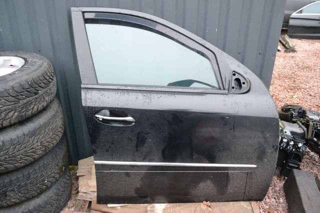 Дверка передня права A1647200205 MERCEDES