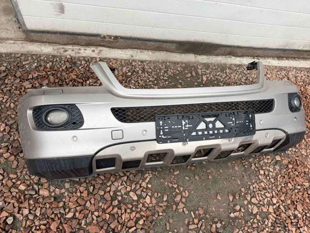 Бампер на авто A1648851225 MERCEDES