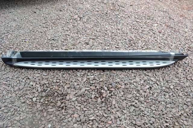 Надставка двері передньої A1666900175 MERCEDES