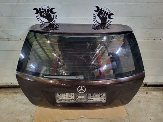 Задня ляда A2047400105 MERCEDES
