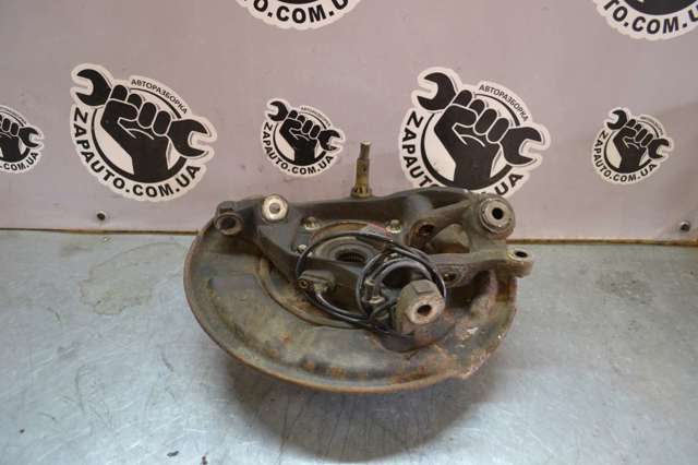Цапфа поворотного кулака A2113508308 MERCEDES