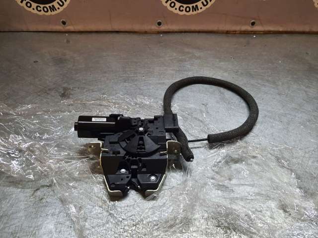 Замок п'ятих дверей A2317500085 MERCEDES
