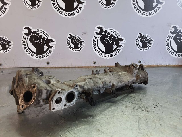 Колектор впускний, лівий A6420905437 MERCEDES