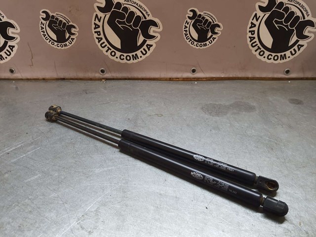 Амортизатор багажника правий GS0785 MAGNETI MARELLI