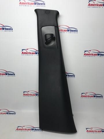 Обшивка стійки кузова внутрішня, середня ліва 6FF59DX9AA CHRYSLER