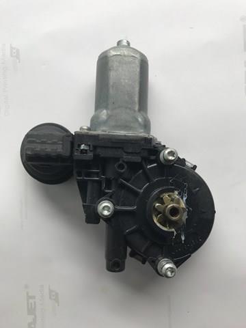 Мотор склопідйомника дверей задніх, правих 8572035140 TOYOTA