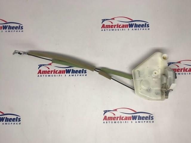 Замок водійських дверей KB7W59310 MAZDA