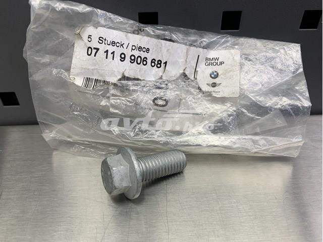 Болт переднього важеля 07119906681 BMW