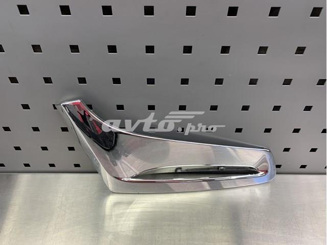 Молдинг переднього правого крила 51747347378 BMW