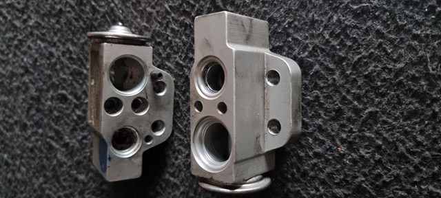 52268990 VAG