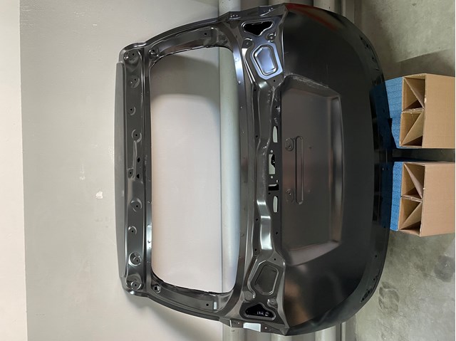 Задня ляда 670050R210 TOYOTA