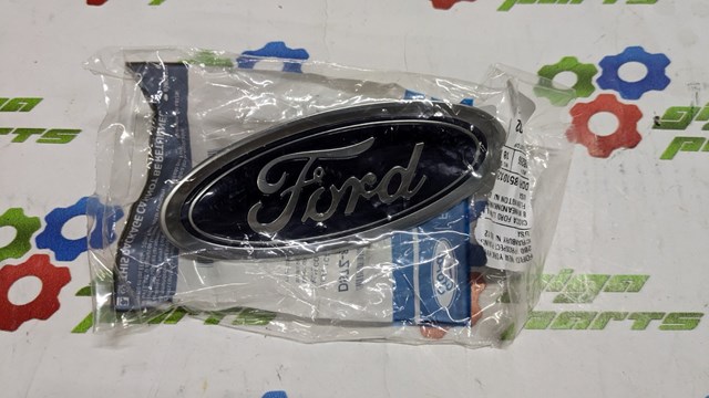 Емблема кришки багажника, фірменнийзначок DS7Z8213A FORD