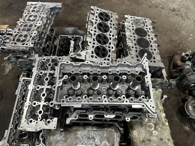 Головка циліндрів 221002F700 HYUNDAI