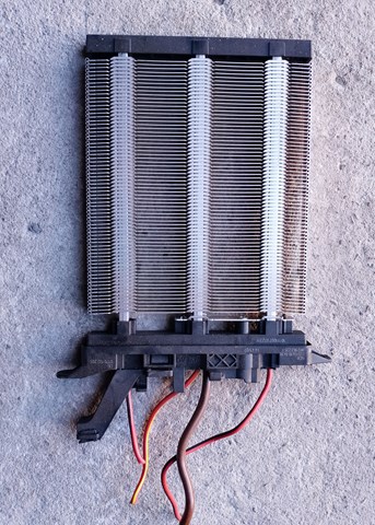 Електропідігрівач повітря системи опалення салону 1k0963235f 1K0963235F