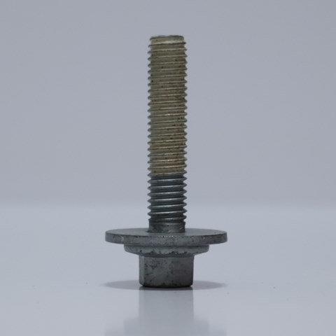 Болт захисту двигуна 31106870648 BMW