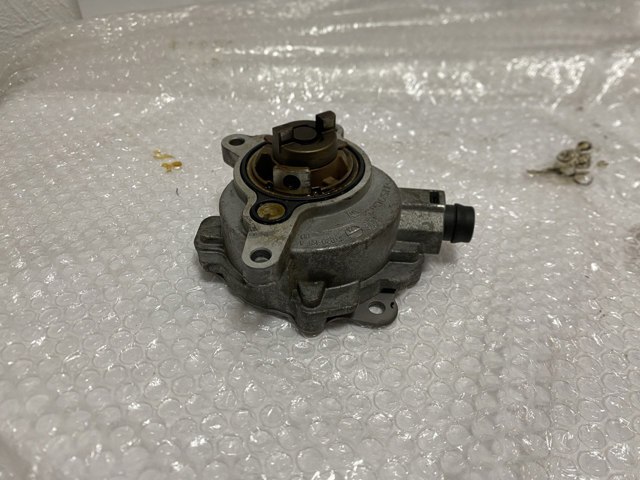 Насос вакуумний BB5E2A451BD FORD