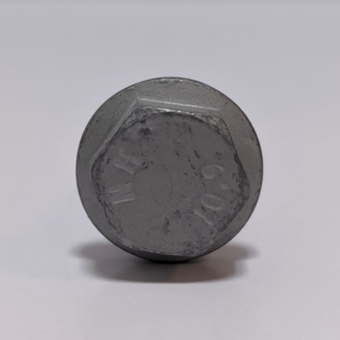 Болт N10425302 VAG