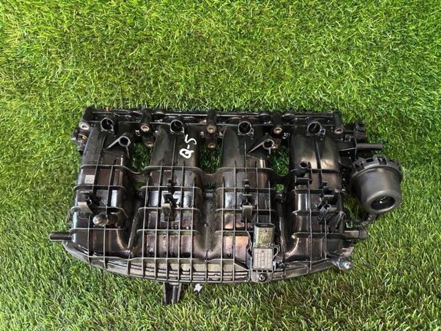 Колектор впускний 06L133201BB VAG