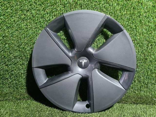 Ковпак диска 104427100A TESLA