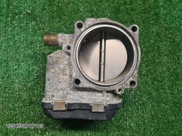 Блок дросельної заслінки 13547597871 BMW