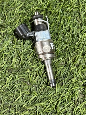 Форсунка паливна 166006RA0A NISSAN