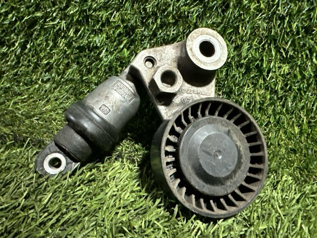 Натяжна планка поліклинового ременя 252813C100 HYUNDAI