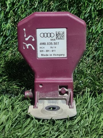 Антена автомобильна 4M0035507 VAG